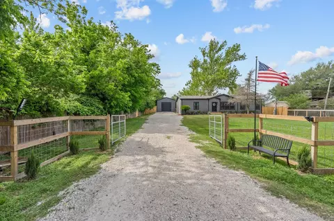 1510 Rymal Rd, Alvin, TX 77511