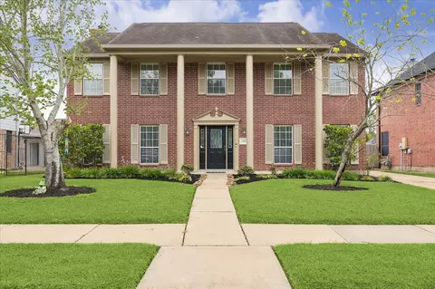 15306 Redbud Leaf Ln, Cypress, TX 77433