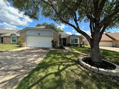6610 Readsland Ln, Houston, TX 77084