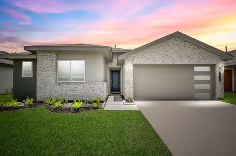540 Hunter Grove Ln, China, TX 77613