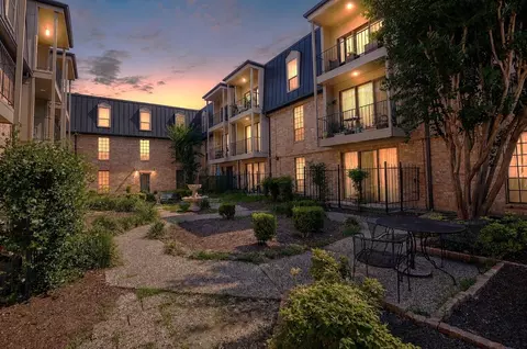 2475 Underwood St #391, Houston, TX 77030