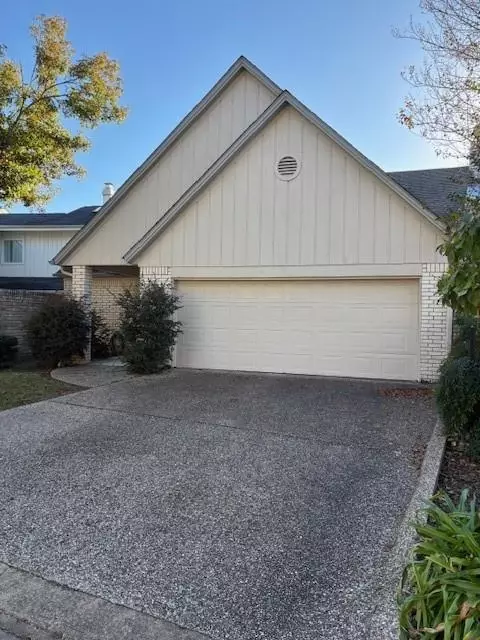 24 Lakeview Mnr, Huntsville, TX 77340