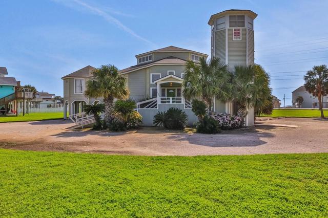 18403 Shaman Dr, Galveston, TX 77554