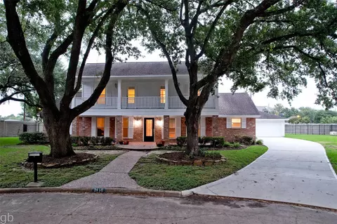 3110 Chippendale Ct, Sugar Land, TX 77478