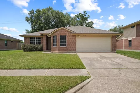 2134 Tower Bridge Rd, Pearland, TX 77581