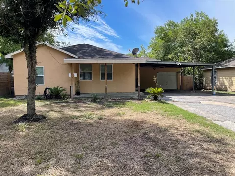 1706 Miami Rd, Pasadena, TX 77502 photo 1