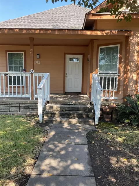 2145 5th St, Port Arthur, TX 77640