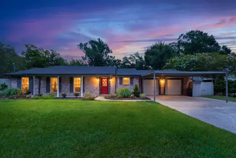 8810 Seber Dr, Tomball, TX 77375