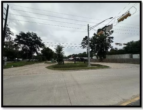 4910 Treaschwig Road Rd, Spring, TX 77373 photo 2