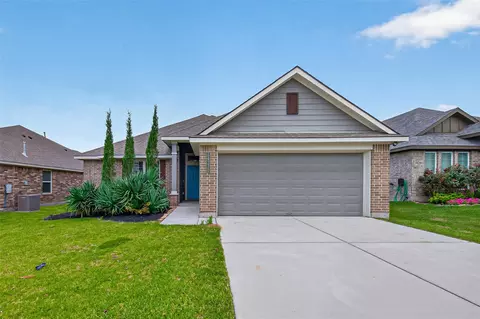 14370 S Summerchase Cir, Willis, TX 77318