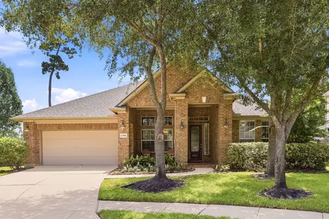 13914 Tallheath Ct, Houston, TX 77044