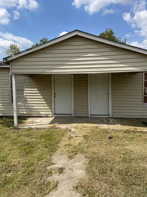 301 Connecticut St, Houston, TX 77029