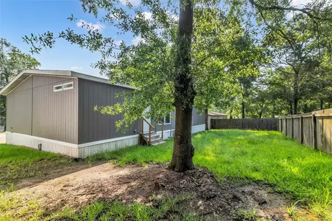 Exterior - 9529 Cypress Dr, Willis, TX 77318 photo 3 of 3