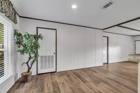 Entry Way - 9529 Cypress Dr, Willis, TX 77318 photo 1 of 1