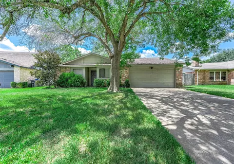 17035 Seven Pines Dr, Spring, TX 77379