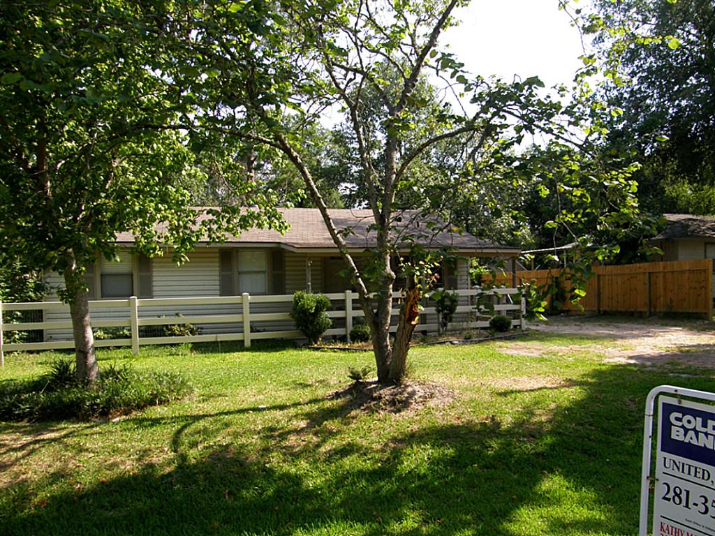 316 Springwood, Conroe, TX 77385 photo 1