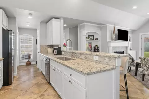 Kitchen - 103 Cove Pl, Montgomery, TX 77356 photo 3 of 3