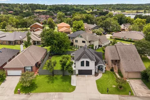 View/Area - 103 Cove Pl, Montgomery, TX 77356 photo 1 of 9