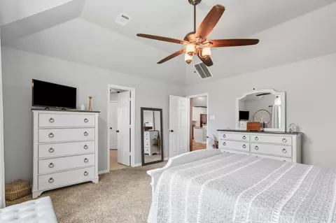 Bedroom - 103 Cove Pl, Montgomery, TX 77356 photo 2 of 3