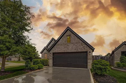 10714 Maia Mills Ct, Richmond, TX 77406