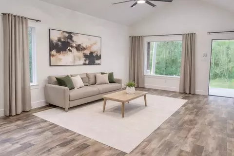 Living - 410 Coast Loop, Trinity, TX 75862 photo 1 of 2