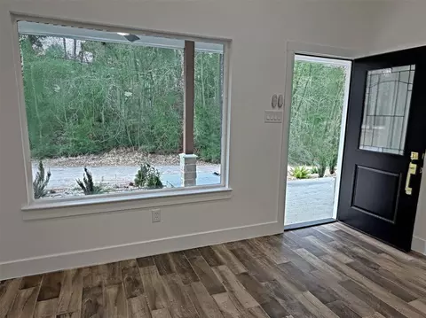 Entry Way - 410 Coast Loop, Trinity, TX 75862 photo 1 of 1