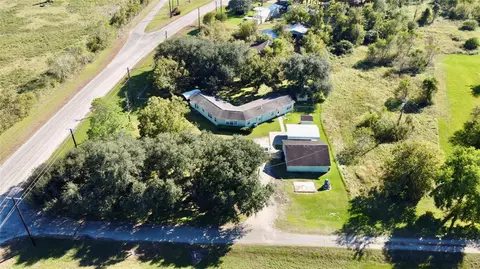 35 Private Road 815, Markham, TX 77456