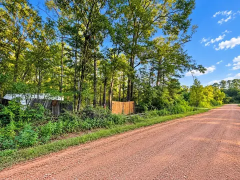 0 River Creek Dr, Cleveland, TX 77327