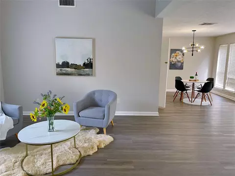 3327 Timber View Dr, Sugar Land, TX 77479