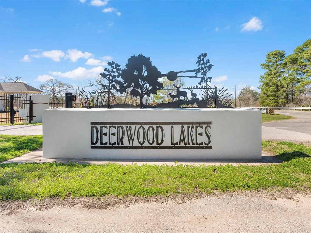 26390 Deerwood Dr  