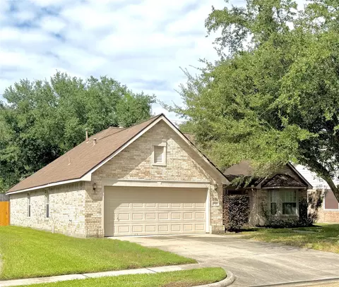 10707 Overton Cir, Houston, TX 77065