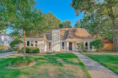 3615 Highfalls Dr, Houston, TX 77068