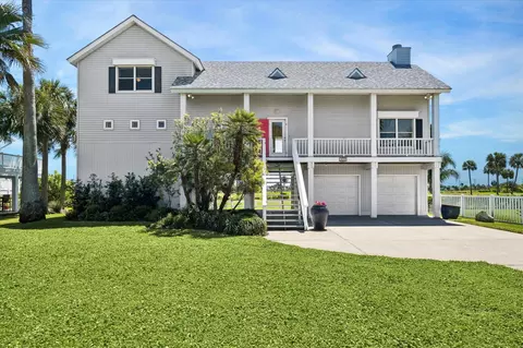 14055 Grambo Blvd, Galveston, TX 77554