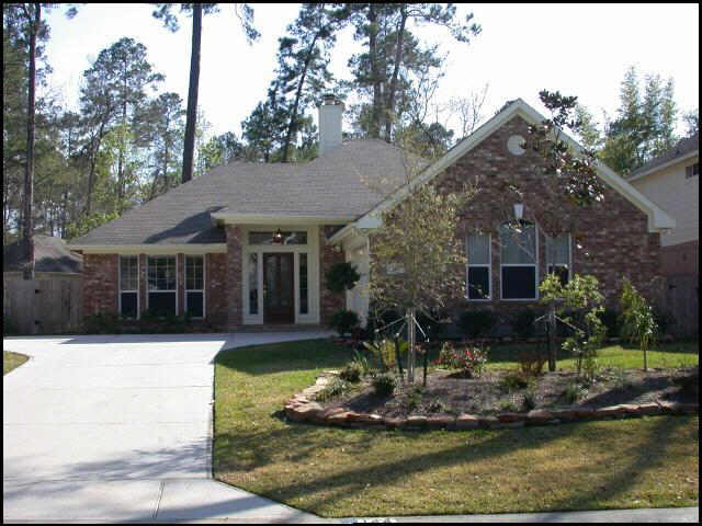 144 S Brooksedge Cir, Spring, TX 77382 photo 1