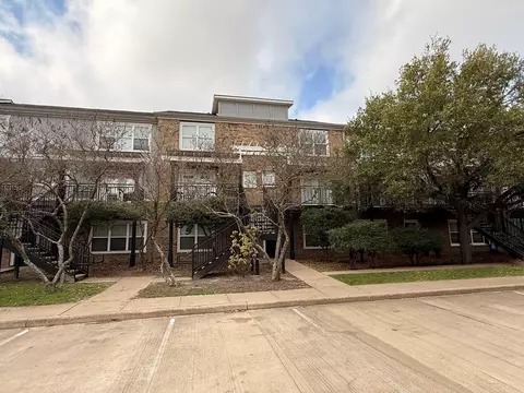 1725 Harvey Mitchell Pkwy S #1430, College Station, TX 77840