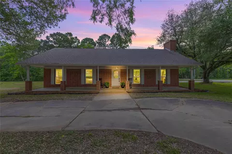 655 Avenue L, Dickinson, TX 77539