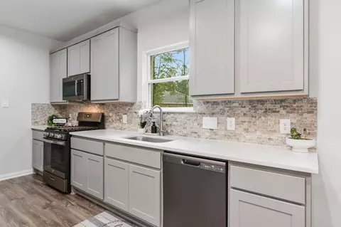 Kitchen - 16680 Rockwall St, Conroe, TX 77303 photo 1 of 1