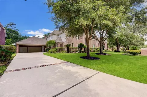 16111 Wimbledon Forest Dr, Spring, TX 77379 photo 1