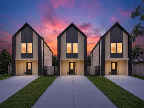 8027 Betty Boop St, Houston, TX 77028