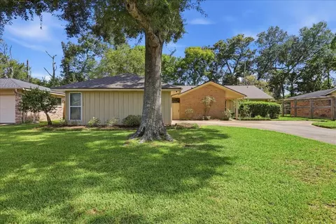 6355 Friartuck Ln, Beaumont, TX 77707