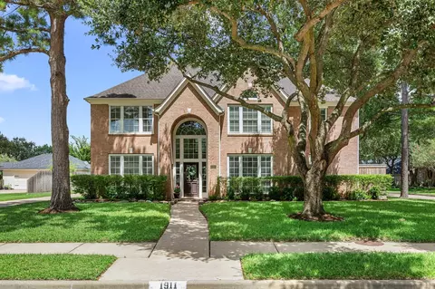 1911 Hartglen Cir, Katy, TX 77450