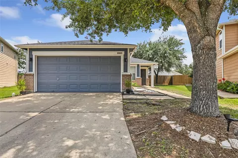 18103 Misty Jade Ln, Cypress, TX 77429