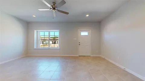 16697 Eastchase St, Montgomery, TX 77316