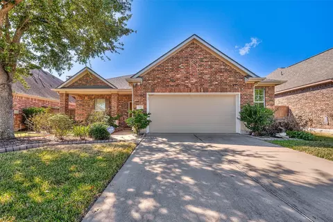 520 W W Frk, Webster, TX 77598 photo 1