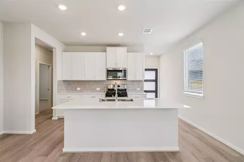 2318 Pioneer Landing Ln, Crosby, TX 77532