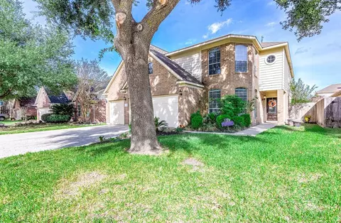 718 New Pines Dr, Spring, TX 77373 photo 1