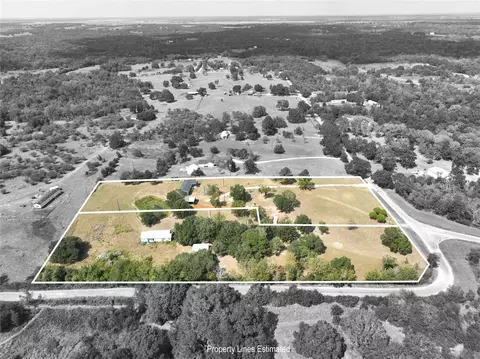 18105 Sweed Rd, Washington, TX 77880