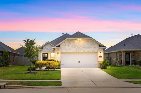 8511 Balding Dr, Fulshear, TX 77441