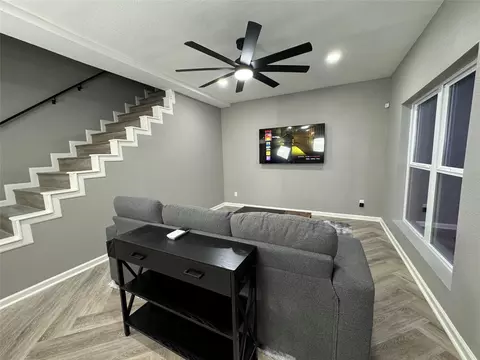 1115 Augusta Dr #38, Houston, TX 77057