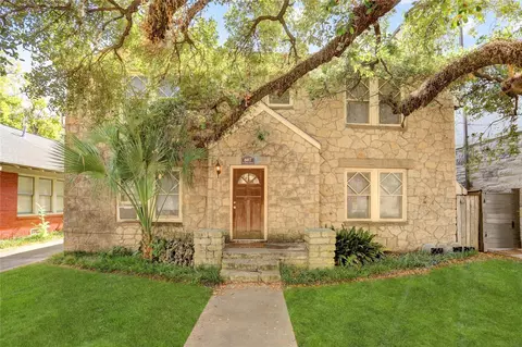 607 W Pierce St, Houston, TX 77019